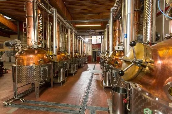Distillerie Louis Morand & Cie SA