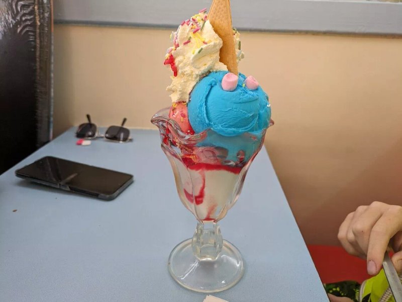 Tophams Ice Cream Parlour