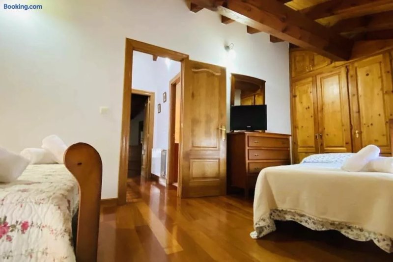 Apartamentos Lleguera
