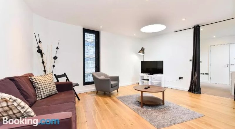 Britannia Apartments