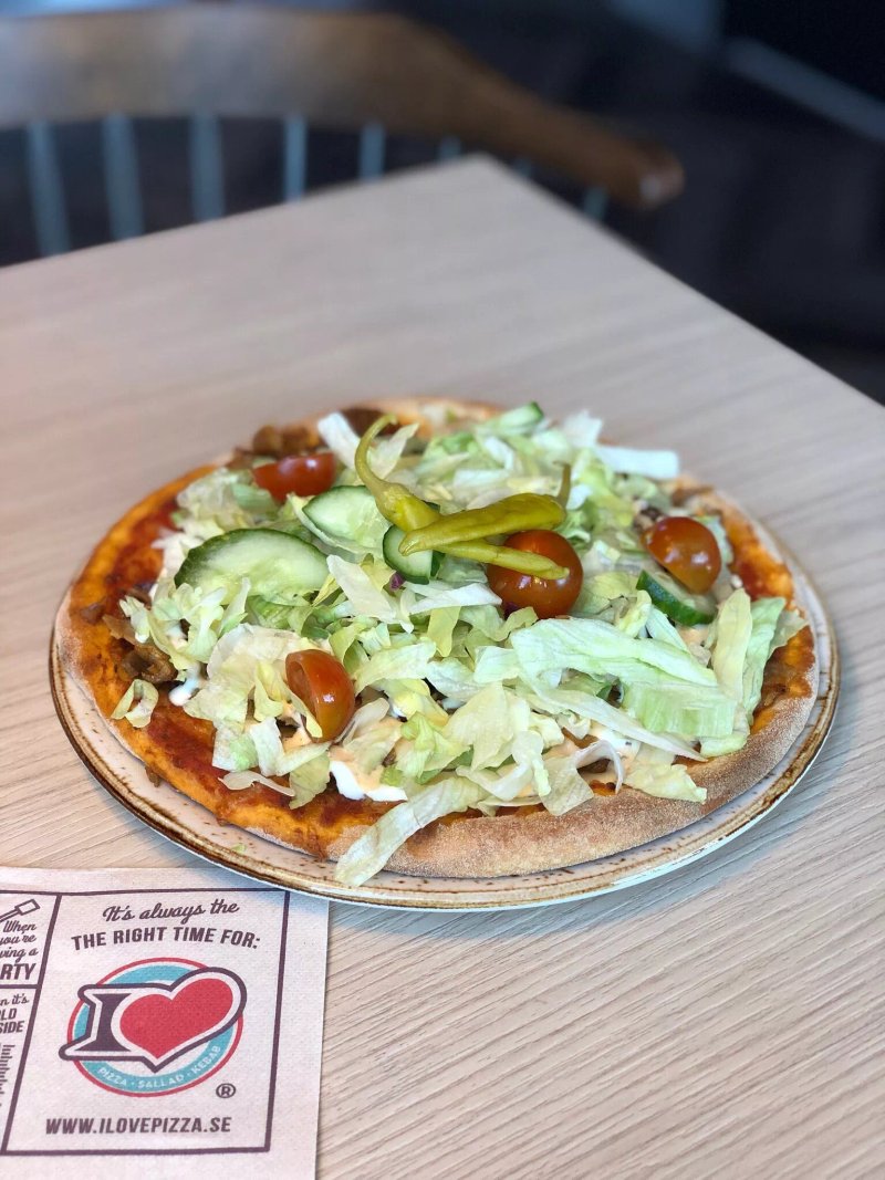I love pizza