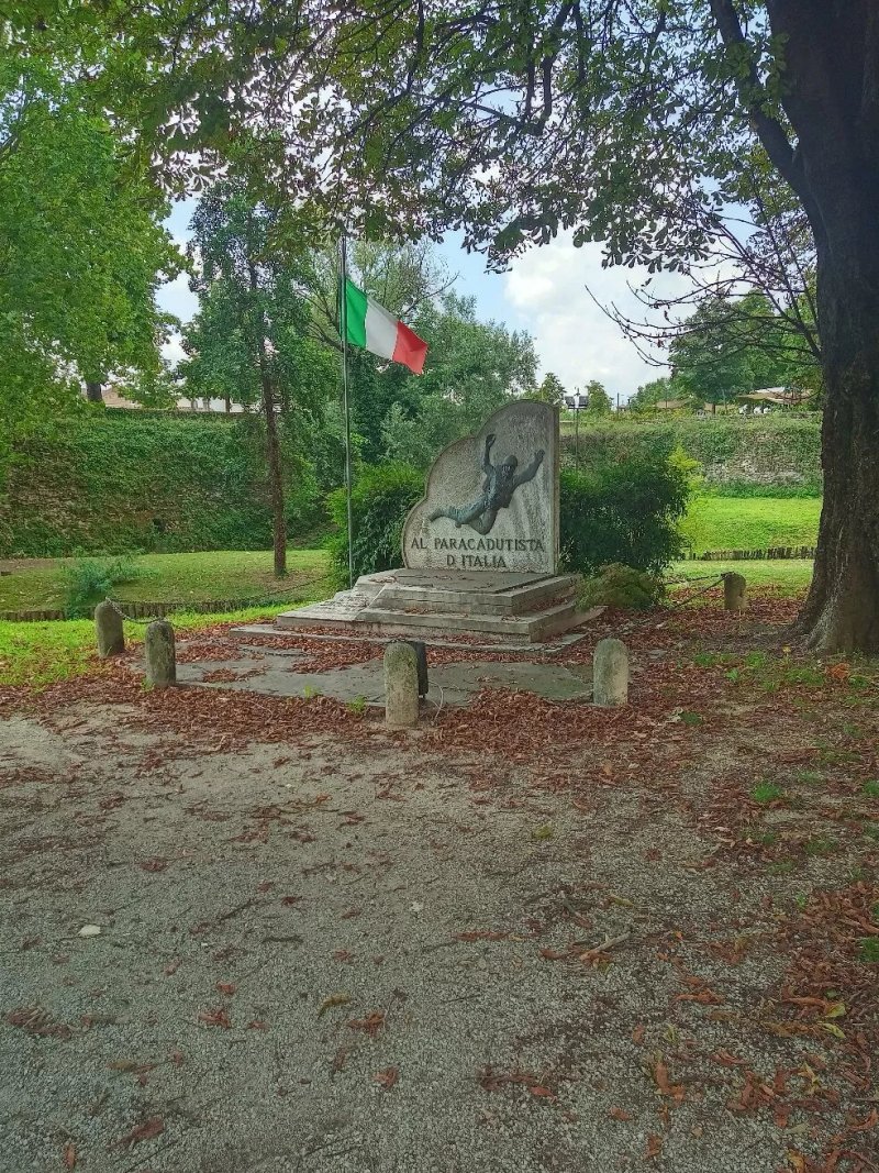 Monumento al Paracadutista d'Italia