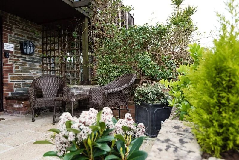 Luxury one bedroom cottage with lovely views