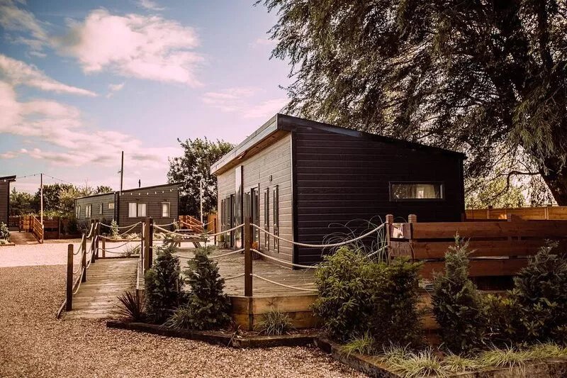 A superior lodge 2 that sleeps 6 guests  in 2 bedrooms