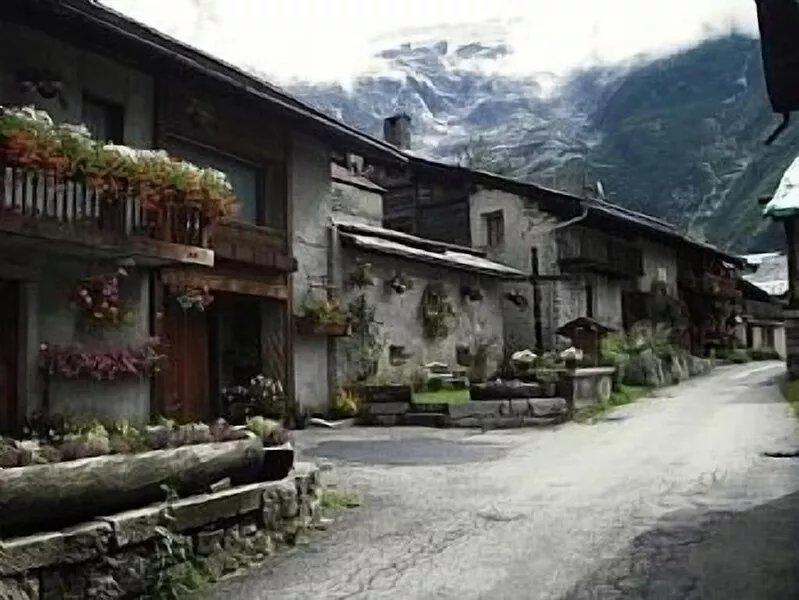 Apartment in Beautiful Alpine Village
