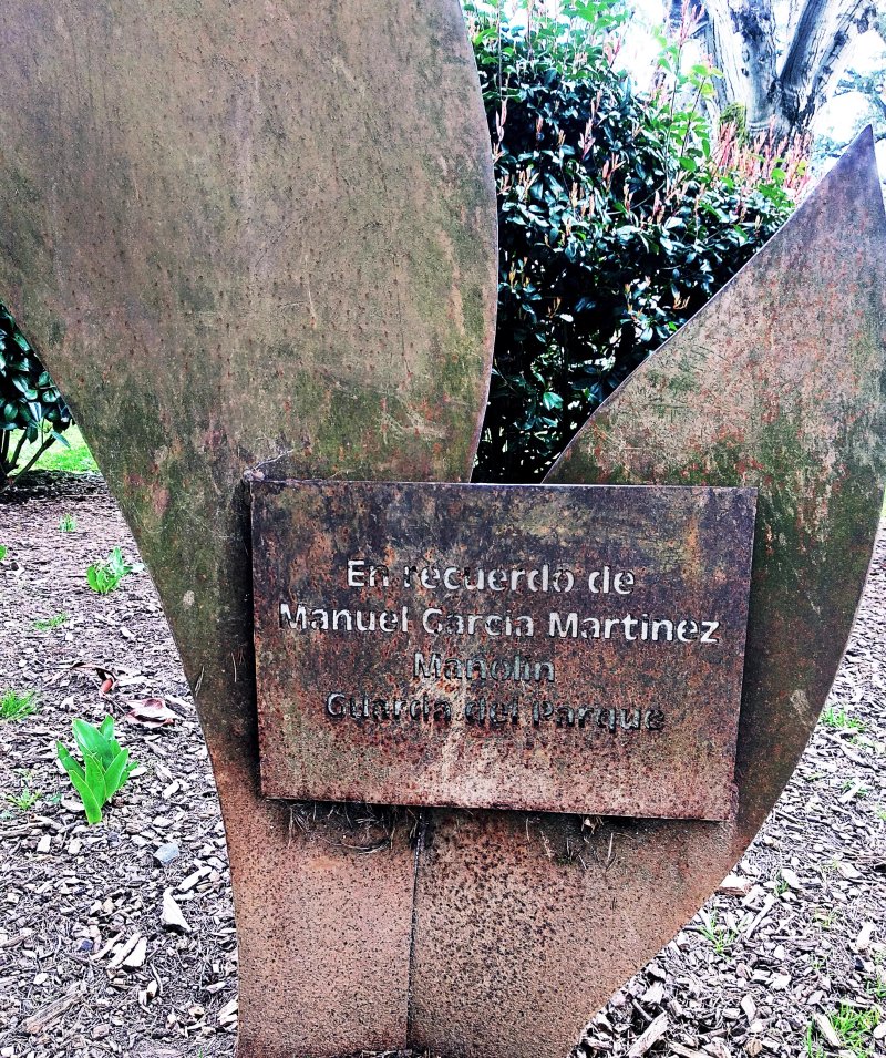 Escultura En Homenaje A Manuel Garcia Martinez