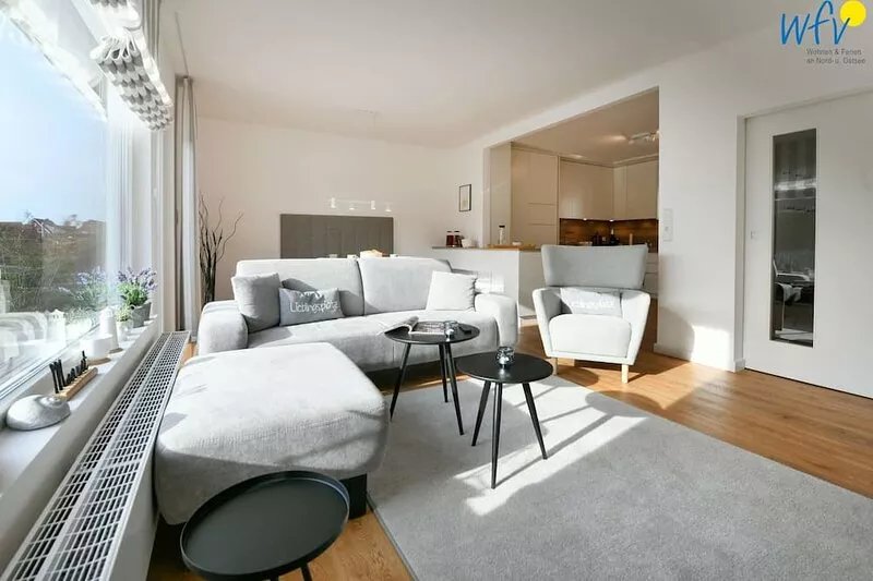 A bungalow with a sea breeze - vacation and work a pleasure!