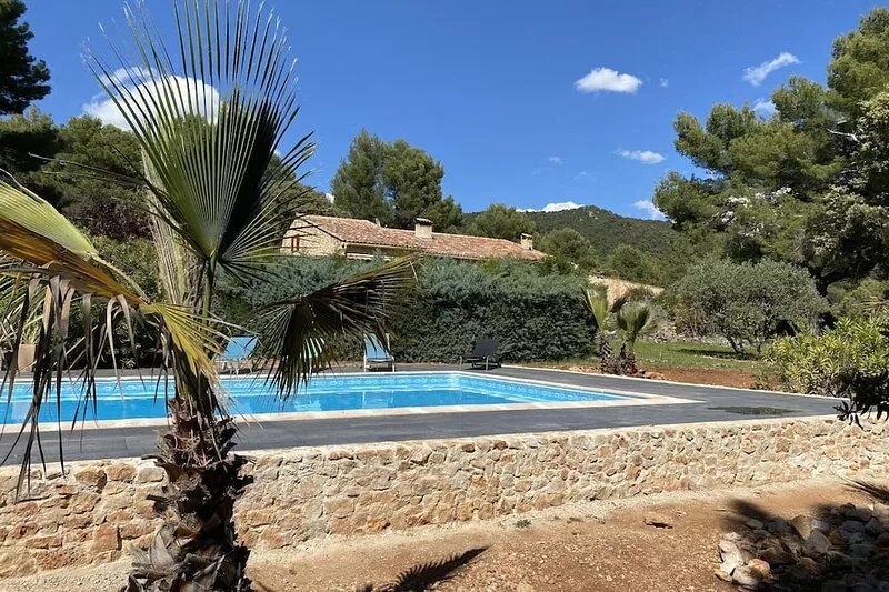 Charming, peaceful location for up to 5 people in the Parc Naturel du Verdon