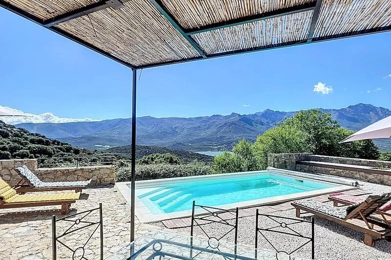 NEW HOUSE WITH HEATED POOL VIEWS ON AND BARAGE Ile Rousse