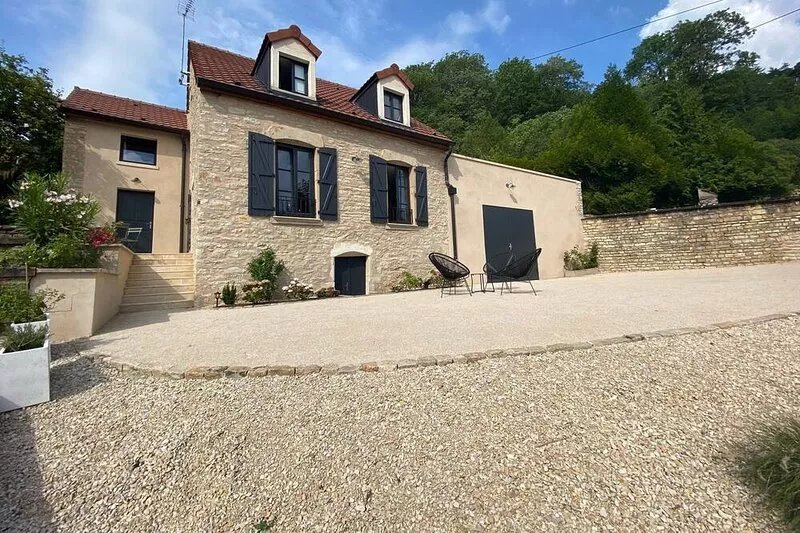 5***** winegrower's house, 100% renovated using traditional materials