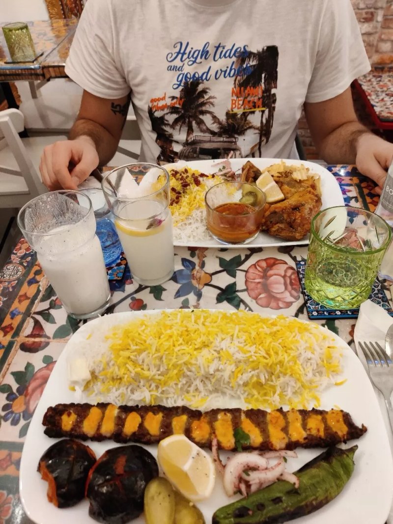 Shiraz Gastronomia Persiana