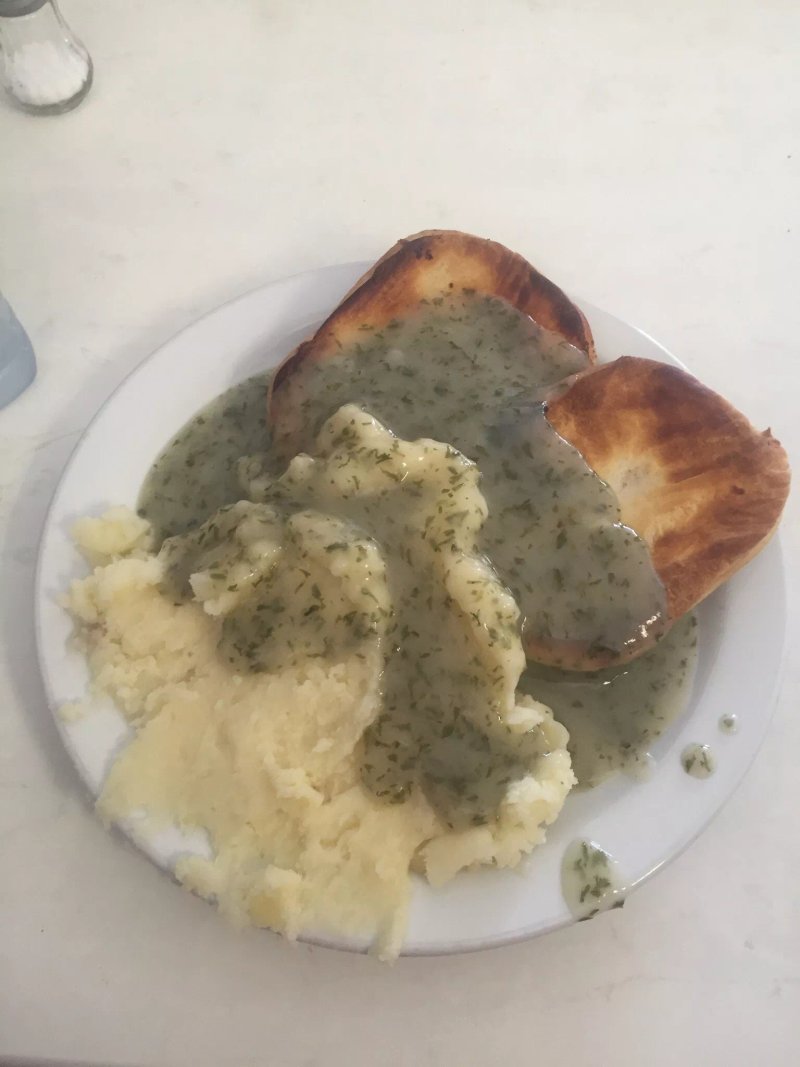 Mottie Pie and Mash