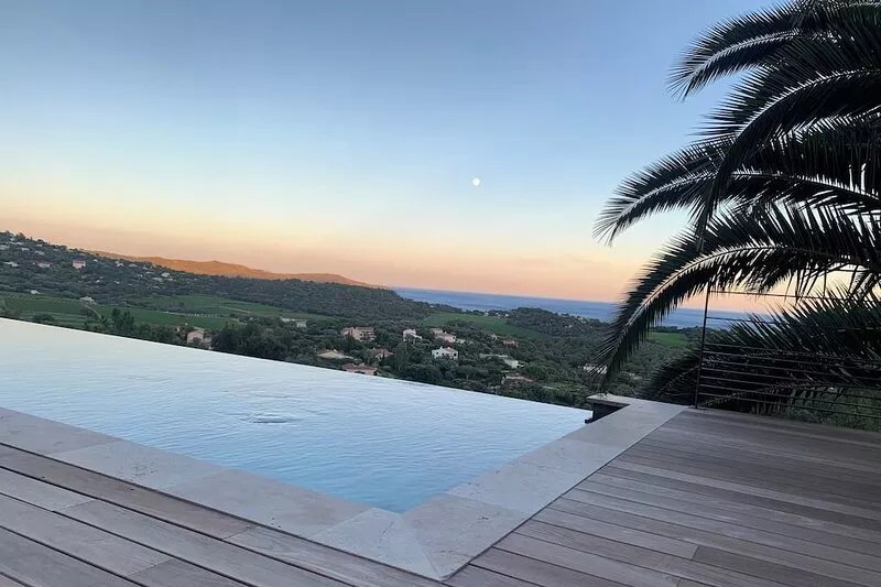 Exceptional sea view villa with heated swimming pool