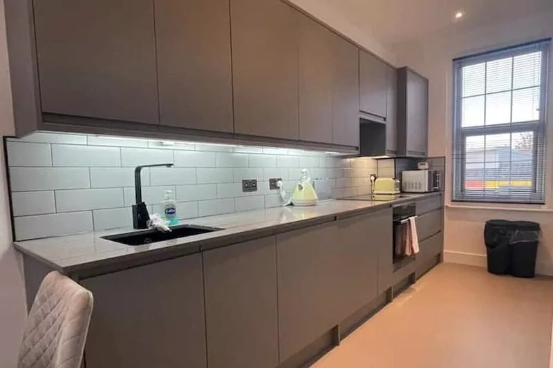 2 bed flat West Kensington/Fulham