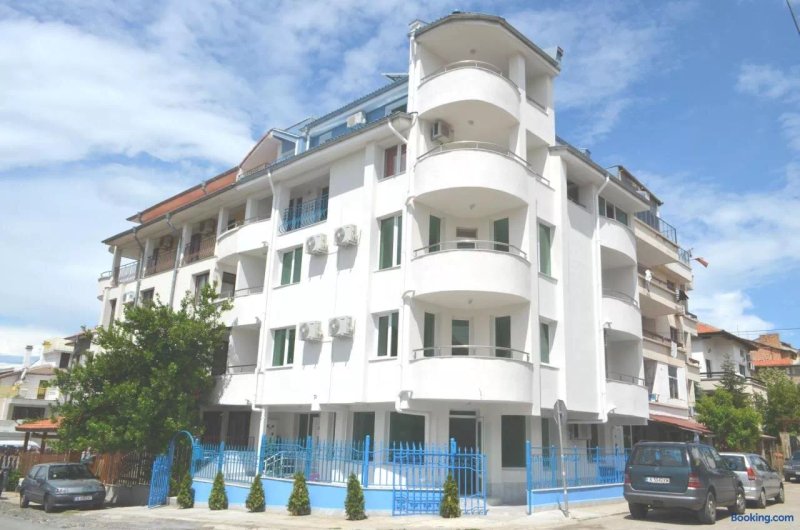 Guest House Kamburovi