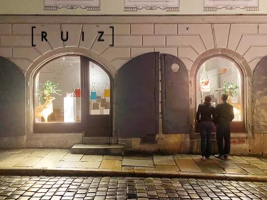 RUIZ - Modedesign