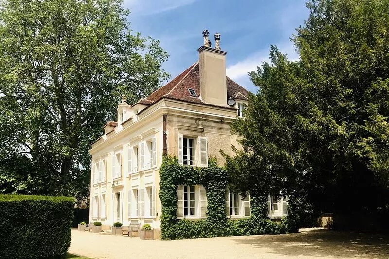 An idyllic 6 bed/6 bath chateau in Burgundy, between Chablis and Auxerre