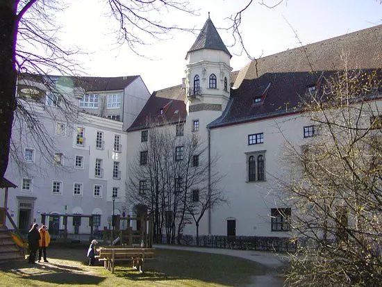 Schloss Polheim