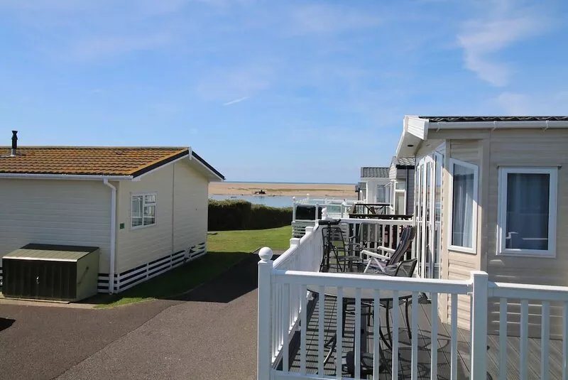 The Fleet Retreat - Fleet Lagoon - Weymouth, Dorset