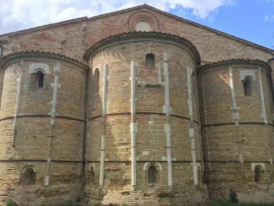 Abbazia di Santa Maria di Rambona