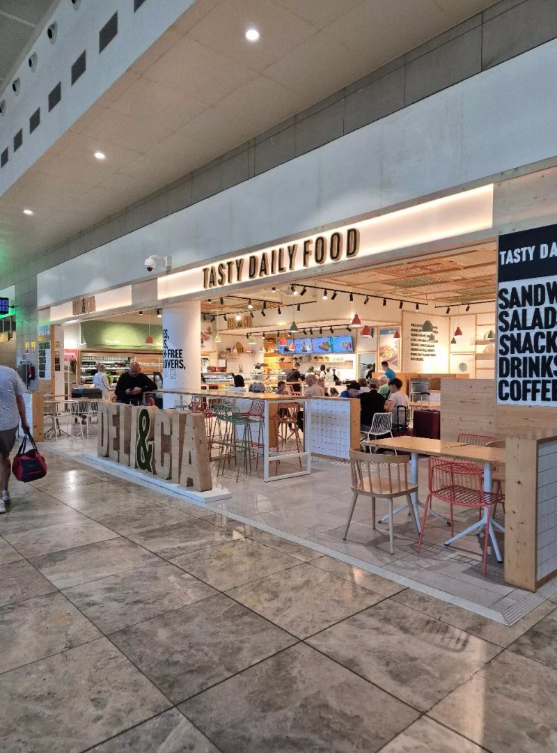 Deli&cia - Alicante Airport