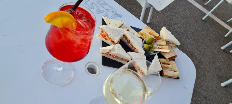 Quinzi Moto Caffe