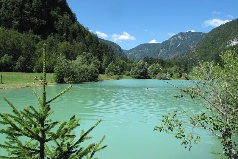 Chalet in a magnificent mountain landscape in the middle of Triglav National