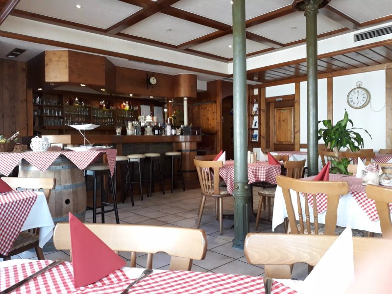 La Mozzarella - Pizzeria Restaurant