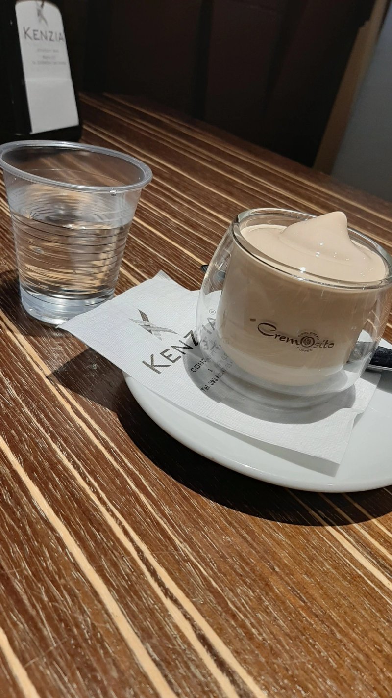 Kenzia Concept Bar