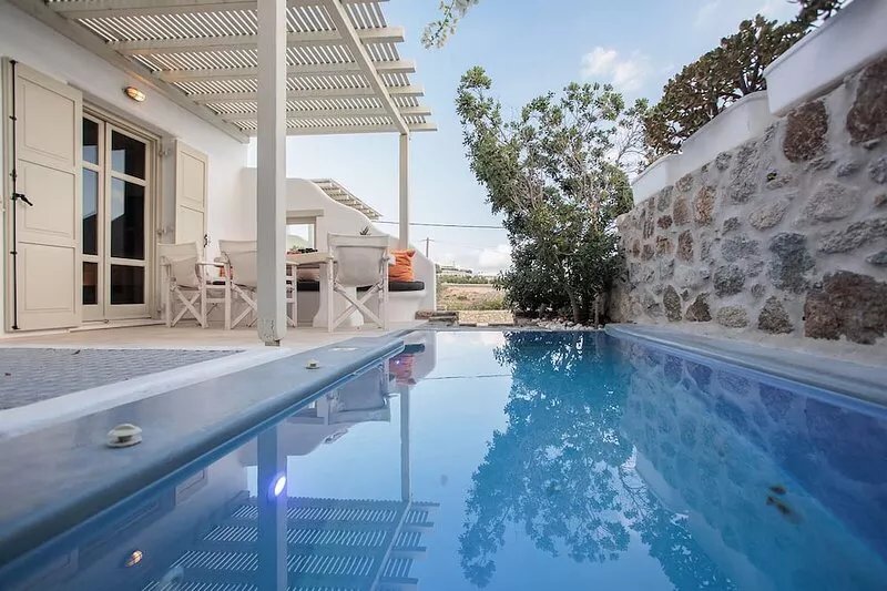 Elegant property at Mykonos close to the beach with private pool