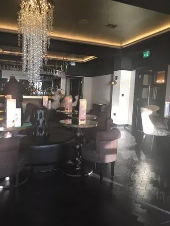 Hythe Imperial Moet & Chandon Bar