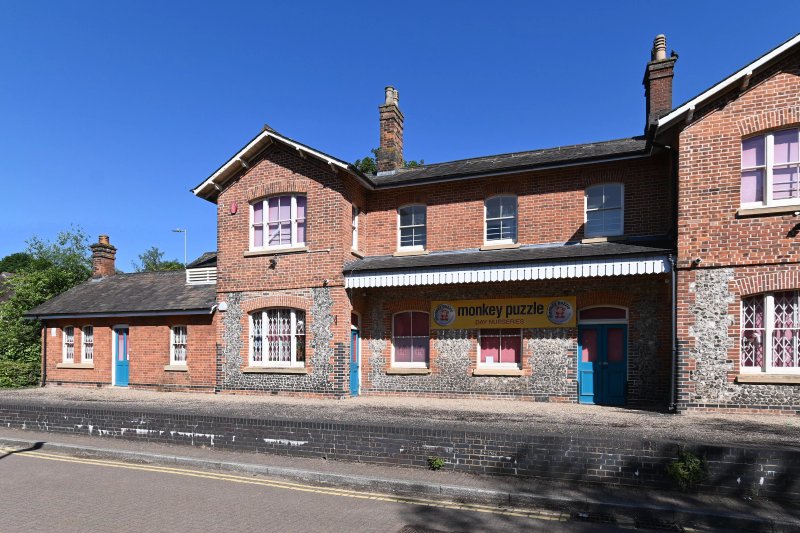 Old London Road Railway Station