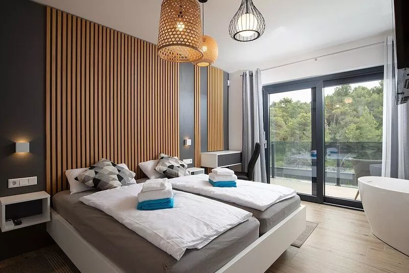 Modern Villa Levante, just a few minutes' walk from the sea.