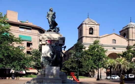 Monumento a Agustina de Aragon