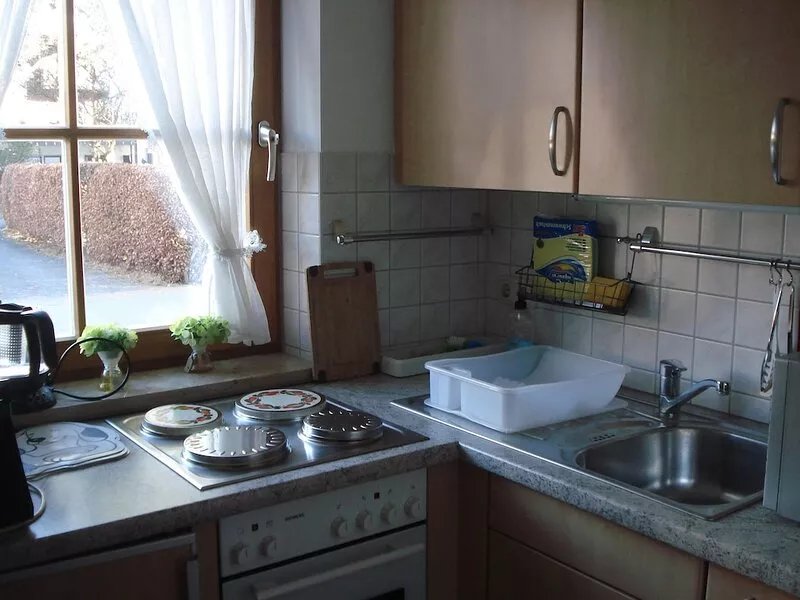 Very quiet, yet central, modern and comfortable, mountain view, near the ski