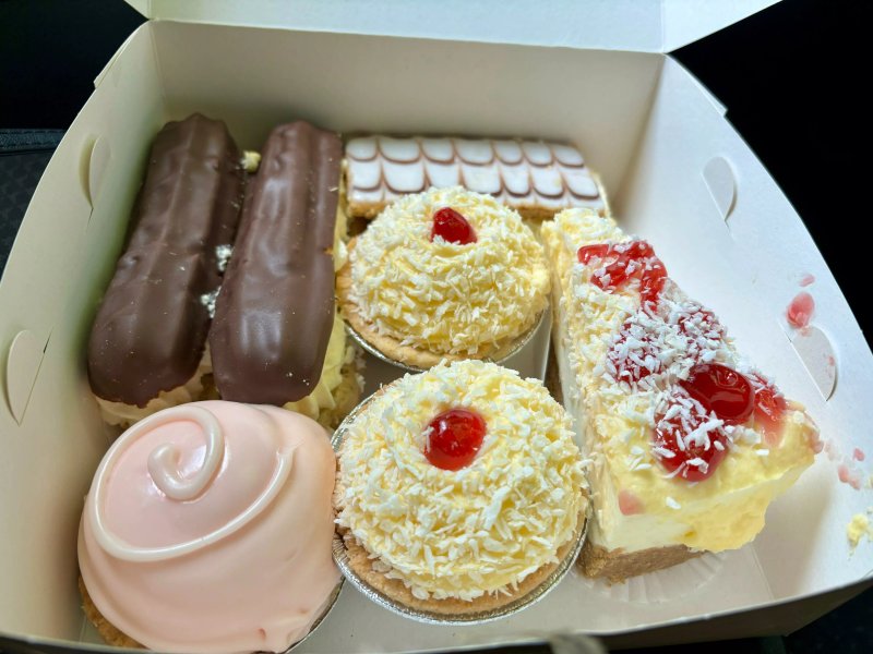 D And W Lees Bakers