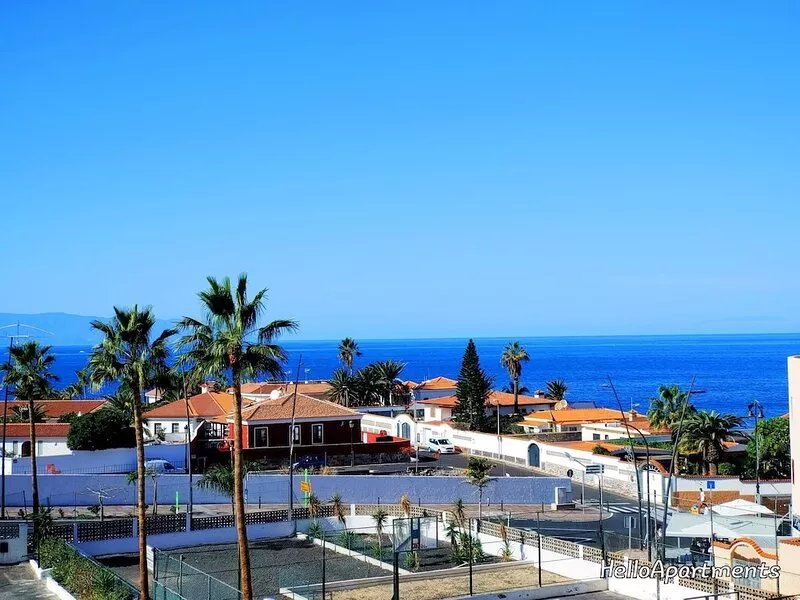Terrace, sea view, WiFi, A/C, swimming pool, 50 mts. from the beach