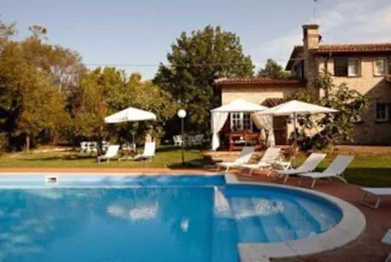 Historical end country villa with swimming pool near the sea