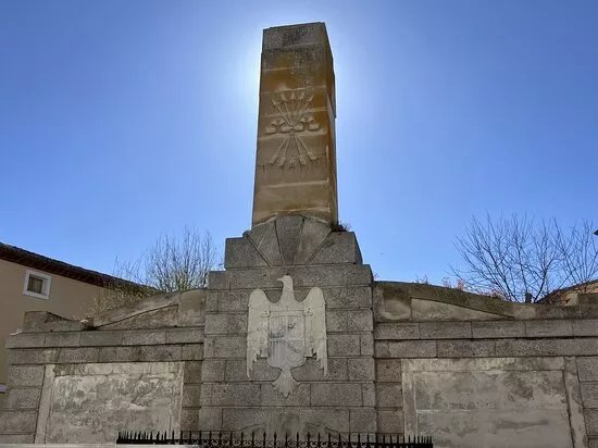 Monumento A Los Caidos