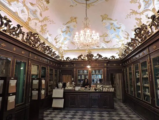 Officina Profumo Farmaceutica Di Santa Maria Novella