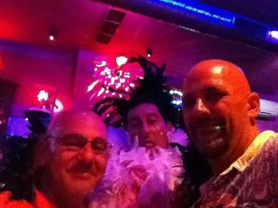 Contacto Drag Bar