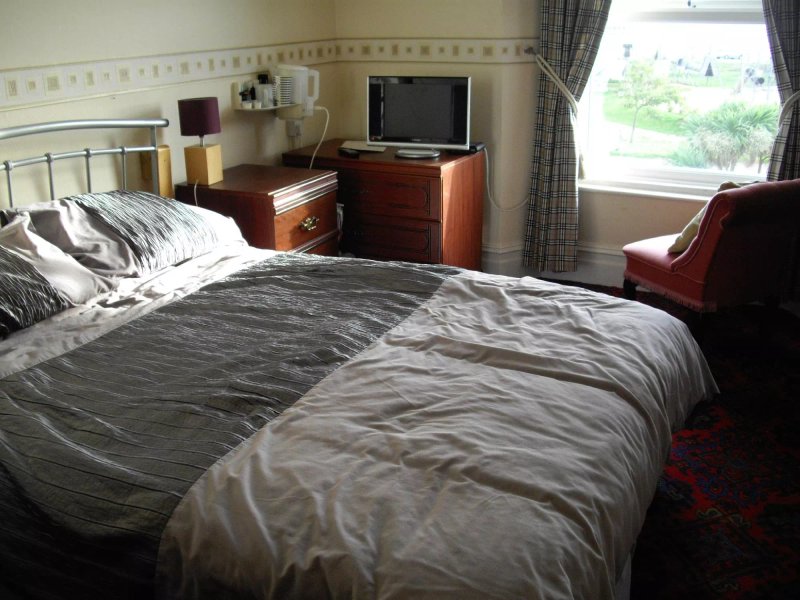Sealawn Guest House
