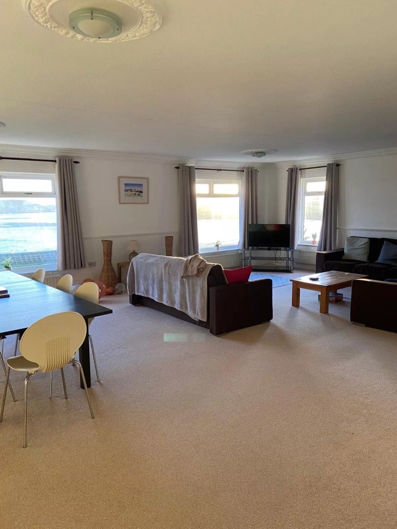 Beau Vista (Ground Floor) -  an apartment that sleeps 8 guests  in 4 bedrooms