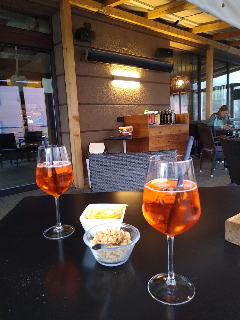 Ariston Bar Pizzeria & Restaurant