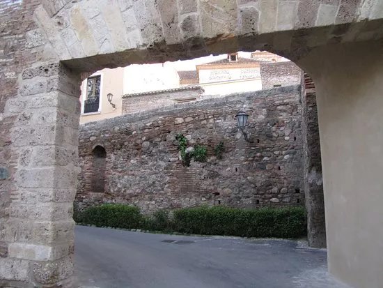 Puerta de los Carros