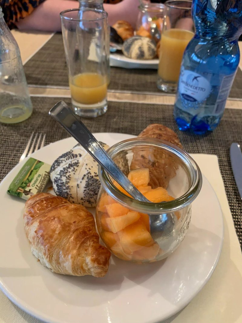 AC Lounge Restaurant