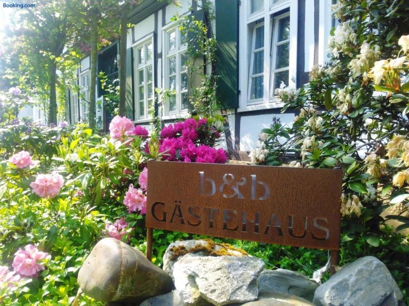 B&B Rosendell