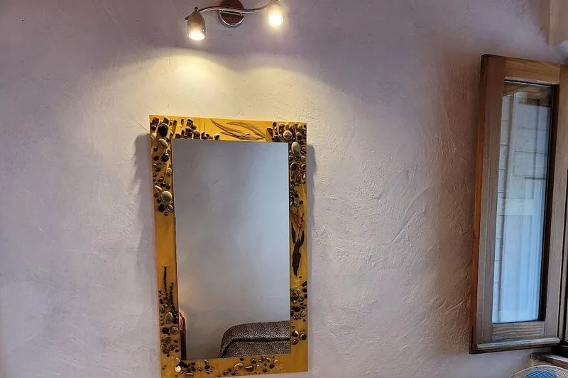 Small villa located in a quiet pool and sea view / Gulf of Policastro