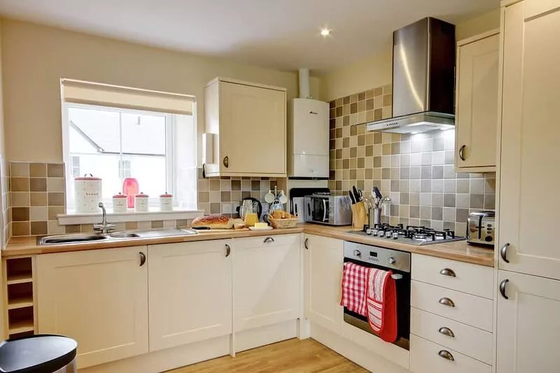 2 bedroom accommodation in Stirling