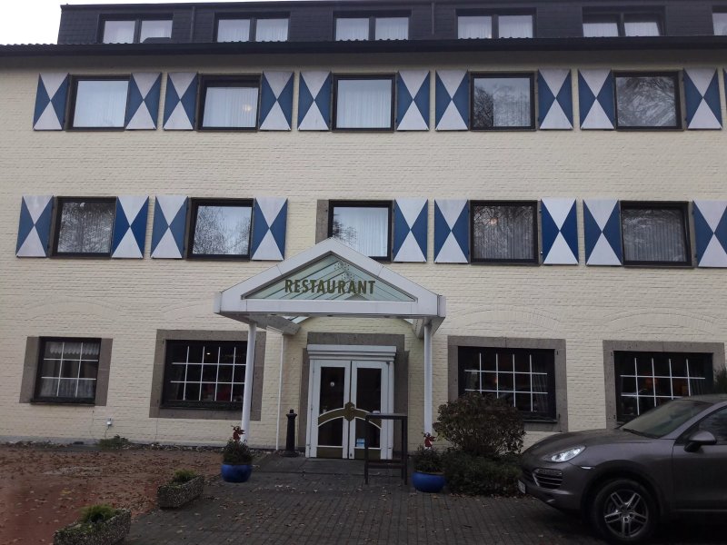 Parkrestaurant Schloss Hohenfeld